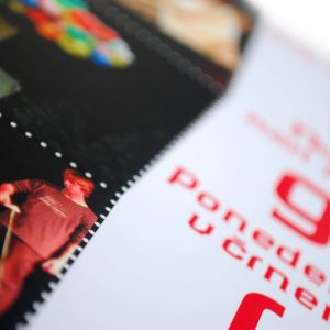 Kreativna naslovnica Knjige Iger
