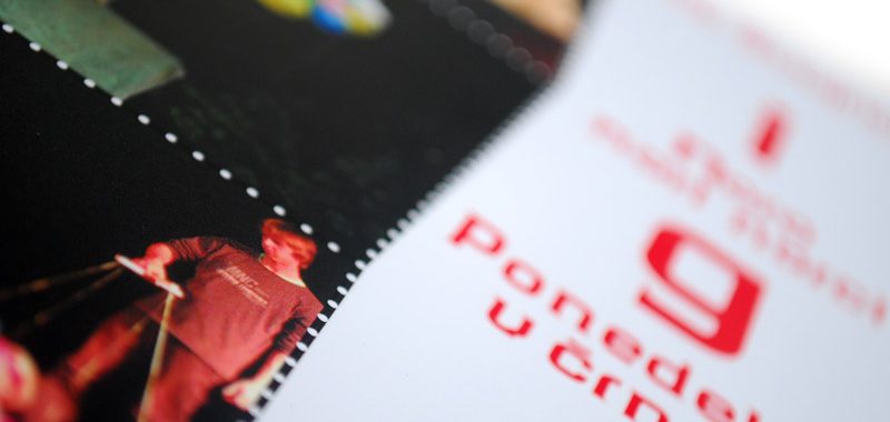 Kreativna naslovnica Knjige Iger